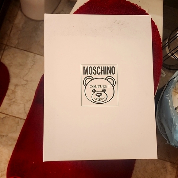 Moschino